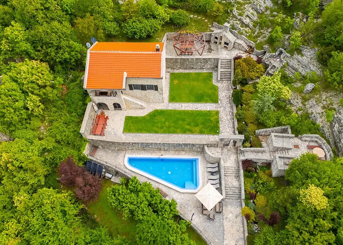 Blake\'S Villa